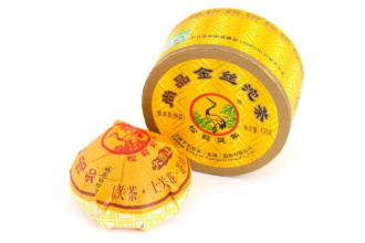 Прессованный шу пуэр - Шу пуэр 2018 г. «Золотая нить» марки «Сосна и журавль» завода «Сягуань» гнездо 100 г