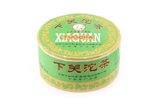 Прессованный шэн пуэр - Шэн пуэр 2006 г. «Высший сорт» марки «Сосна и журавль» завода «Сягуань» 100 г