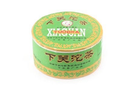 Прессованный шэн пуэр - Шэн пуэр 2005 г. «Высший сорт» марки «Сосна и журавль» завода «Сягуань» 100 г, 