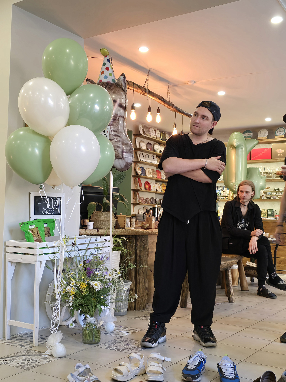 Памятная вечеринка в честь дня рождения Чайной Линии