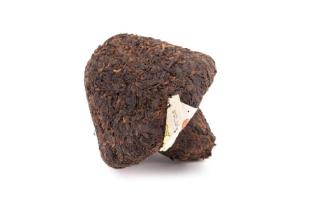 Прессованный шэн пуэр - Шэн пуэр 2004 г. марки "Священное пламя" завода "Сягуань" гриб 250 г, 