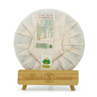 Прессованный шэн пуэр - Шэн пуэр 2019 г. "Чайный король из Наньно" завода Чжоуши 357 г, 