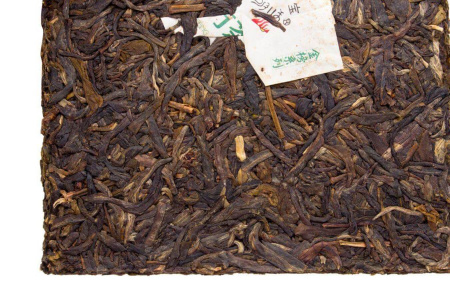 Прессованный шэн пуэр - Чай Шэн пуэр 2015 года "Священное пламя" завода "Сягуань", 125 гр, 