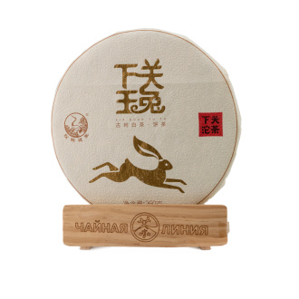 Белый чай Юэгуан бай гу шу 2023 г. (Белый пуэр с многовековых деревьев) завода "Сягуань" блин 260 г