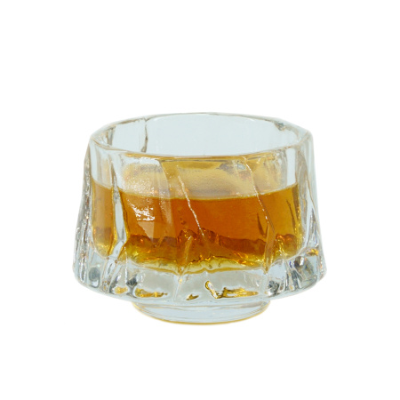 Прессованный шэн пуэр - Шэн пуэр 2005 г. "Чай с диких деревьев" марки "Сосна и журавль" завода "Сягуань" блин 357 г, 