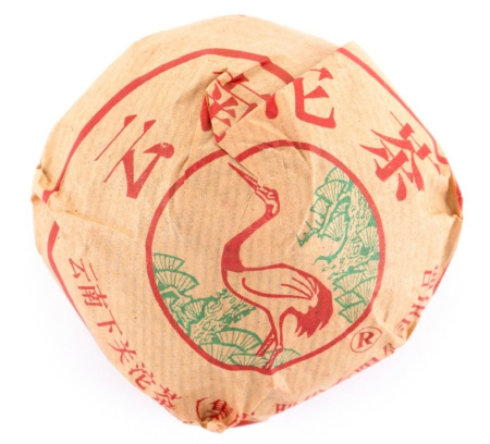 Прессованный шу пуэр - Шу пуэр 2007 г. «Люкс» марки "Сосна и журавль" завода "Сягуань" гнездо 100 г, 