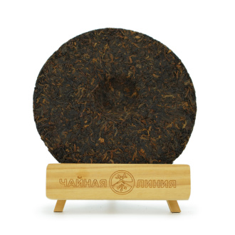 Прессованный шу пуэр - Шу пуэр 2020 г. "Чёрное золото" завода "Чжоуши", 357 г, 